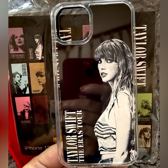 Taylor Swift The ERA’s IPhone 13 Insert(s) from those left in descript.Confetti! - Picture 2 of 13